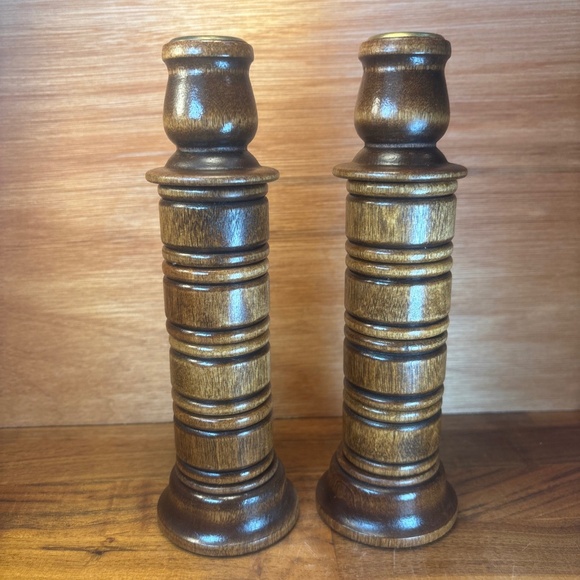 Vintage Set of Two Homco Wooden Candlestick & 8 Napkin Rings - Picture 1 of 6